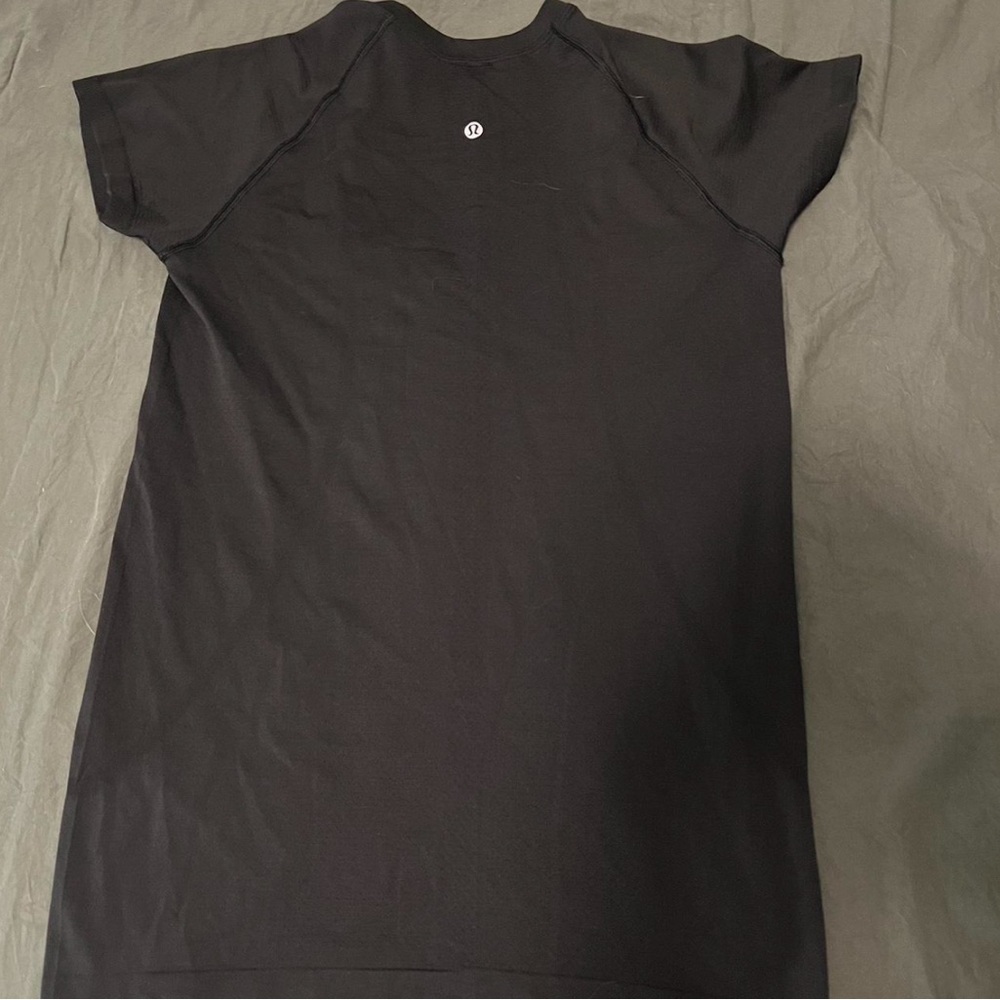 Lululemon black swiftly tech